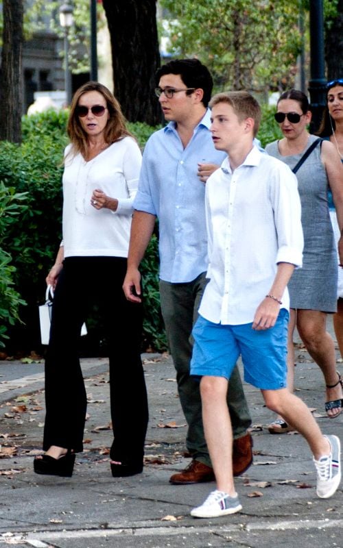 Miriam Ungría y sus hijos