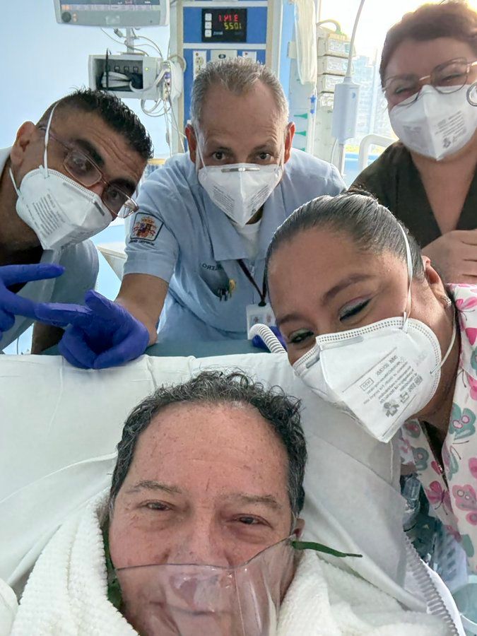 Con esta foto compartió detalles de su hospitalización.