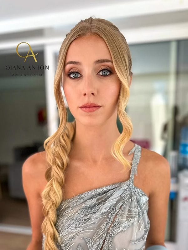 Look Ana Montoya