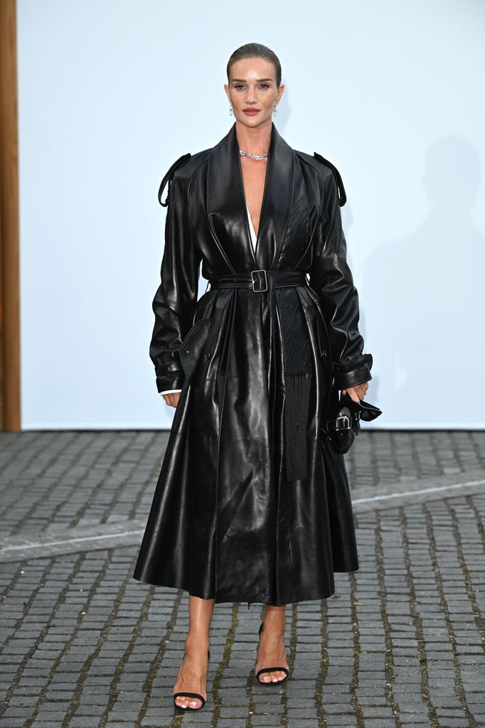 Rosie Huntington-Whiteley, durante el desfile de Burberry Primavera/Verano 2027 (21 de septiembre de 2026).