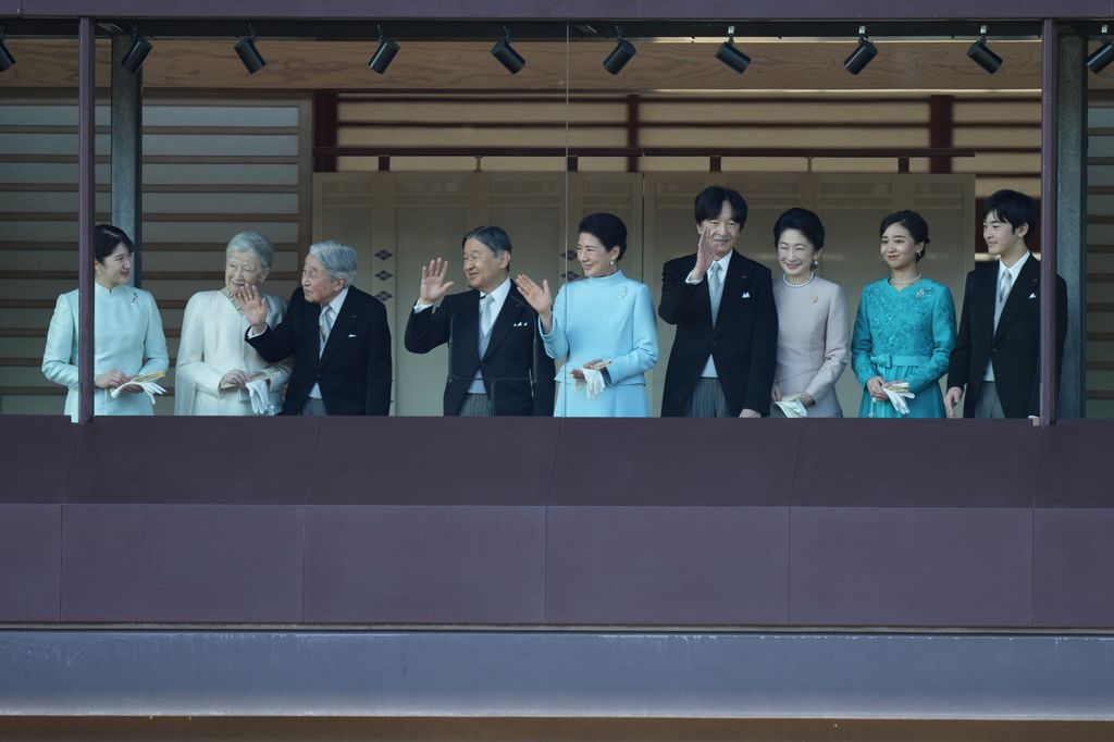 La Familia Imperial de Japón al completo 