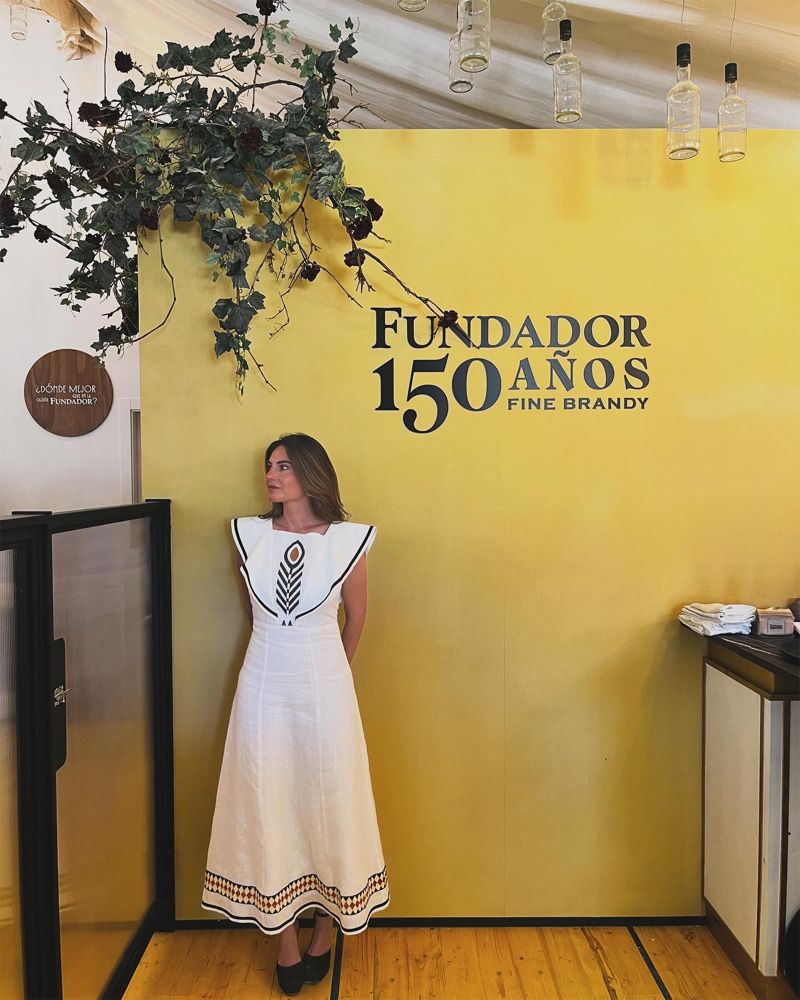 Lourdes Montes vestido lino