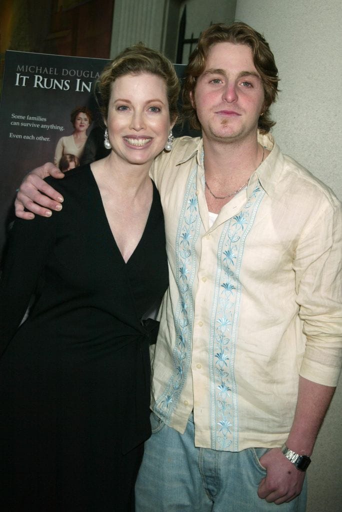Diandra con su hijo Cameron Douglas en 2003