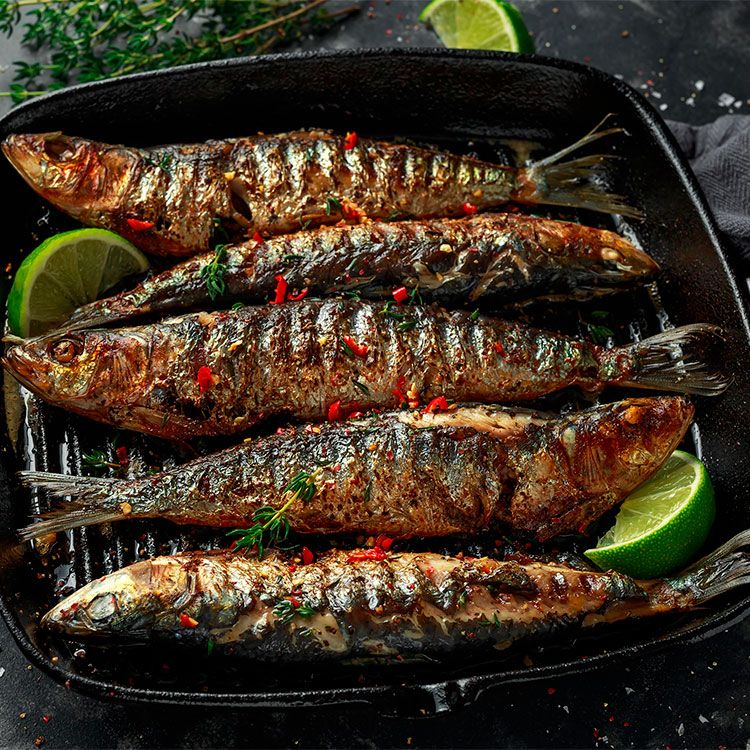 Sardinas a la brasa con salsa de guindilla