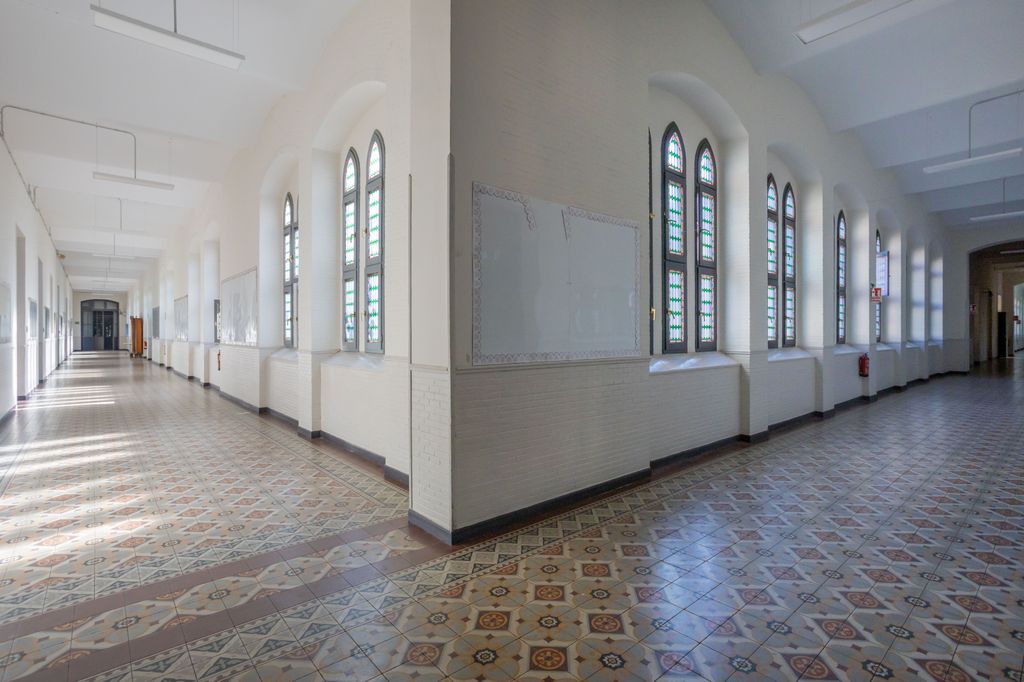 Este es el colegio donde tendrá lugar parte de la acción de 'Cabeza alta'