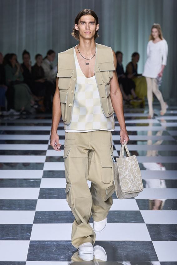 versace009a
