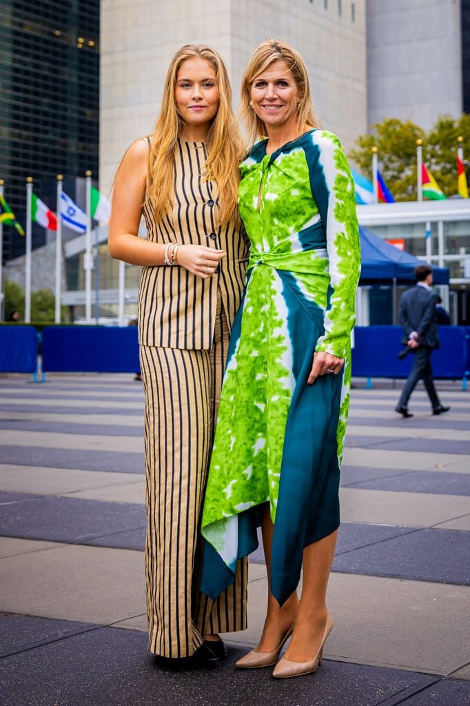 Madre e hija antes de la Asamblea General de la ONU.