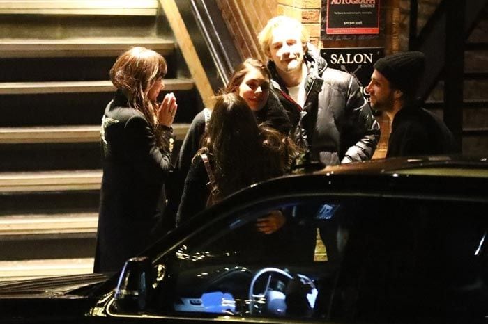 Leonardo Dicaprio, Camila Morrone, Chris Martin y Dakota Johnson