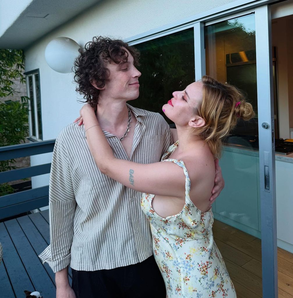 Tallulah Willis se ha casado con su pareja, el músico Justin Acee