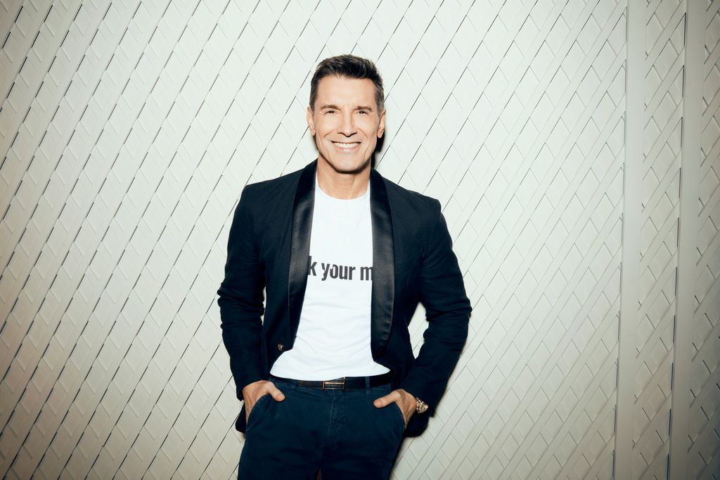 Jesús Vásquez, reconocido presentador español de RTVE, se suma como anfitrión de Premios Juventud 2026