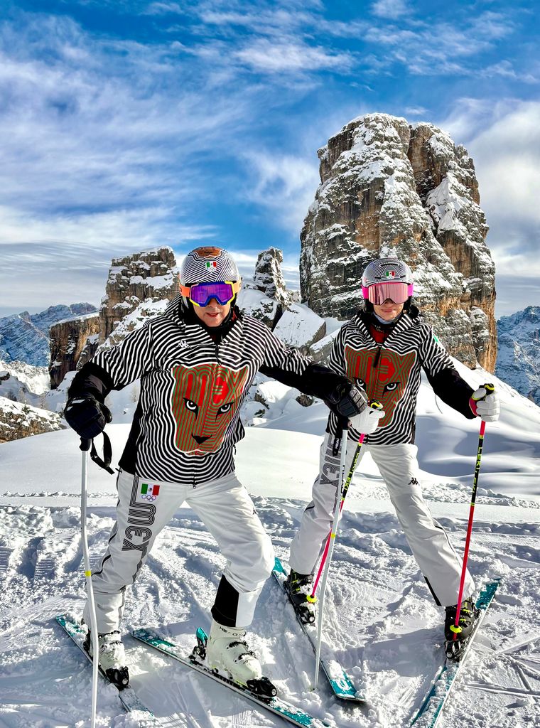Junto a su esposa y cómplice Simona Gandolfi, en Cortina. El cantante asegura que el verdadero lujo es pasar tiempo con la persona que amas
