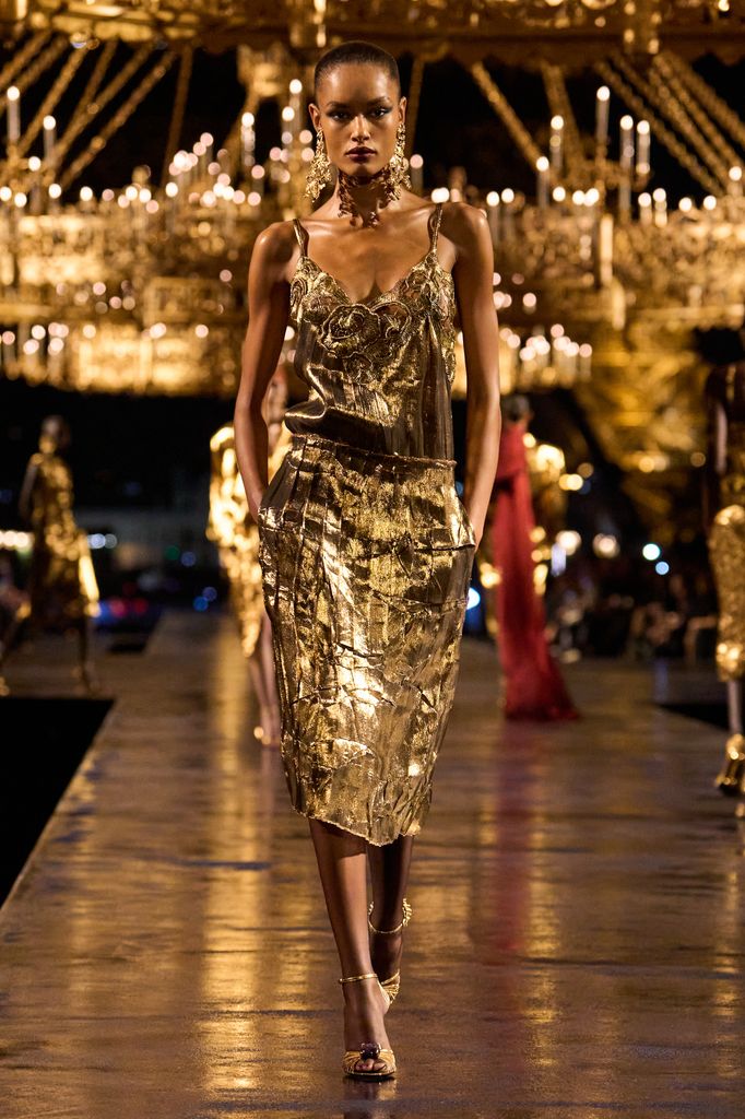 Paris Fashion Week: desfile de Saint Laurent (Primavera/Verano 2027)