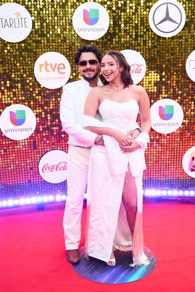 Çhristian Nodal y Ángela Aguilar en la alfombra roja de Premios Juventud 2026, en el Starlite Marbella.