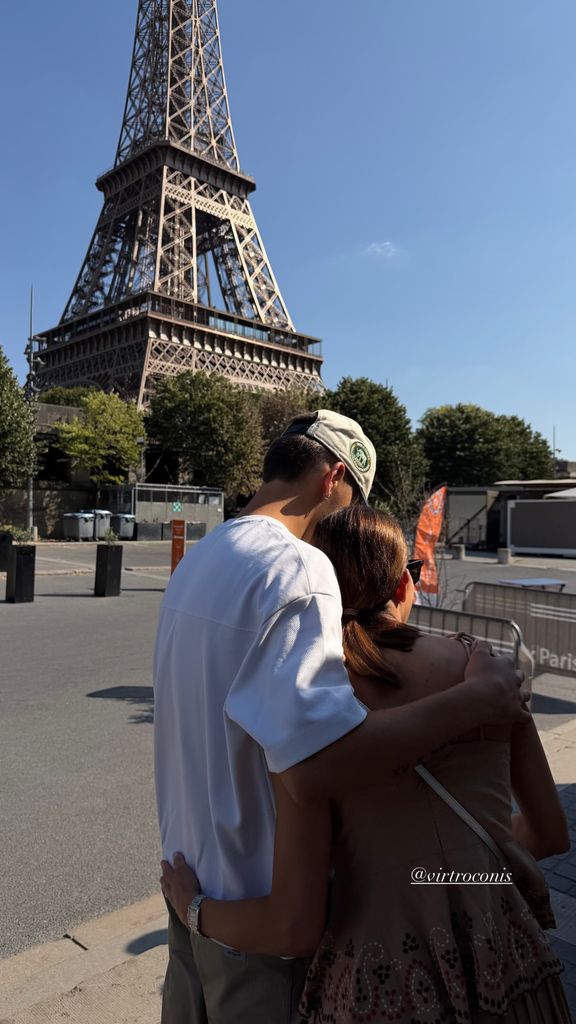 Virginia ha elegido París como destino donde celebrar el 22 cumpleaños de su hijo Manuel