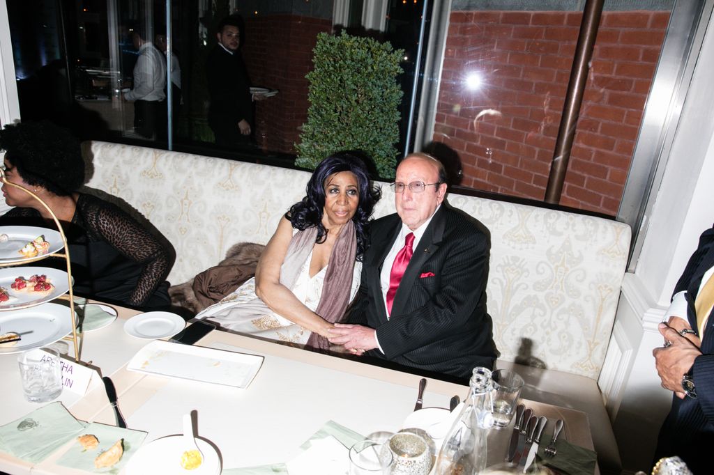 Clive Davis y Aretha Franklin en 2017