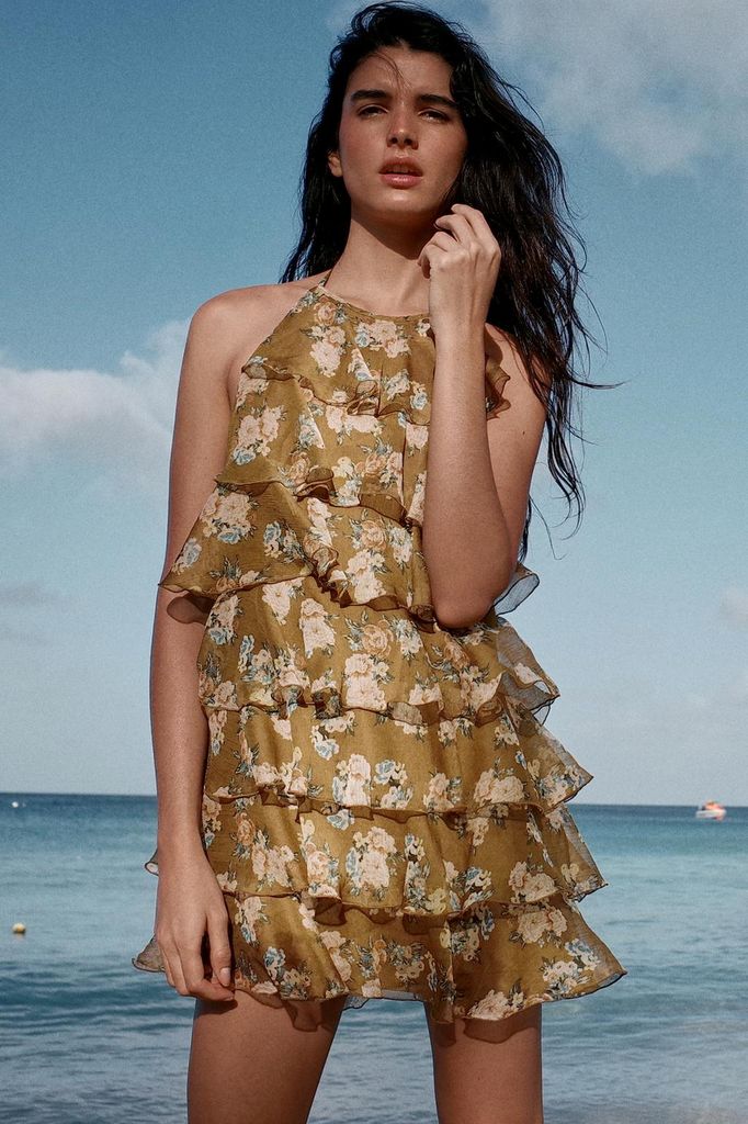 Vestido de invitada de Zara