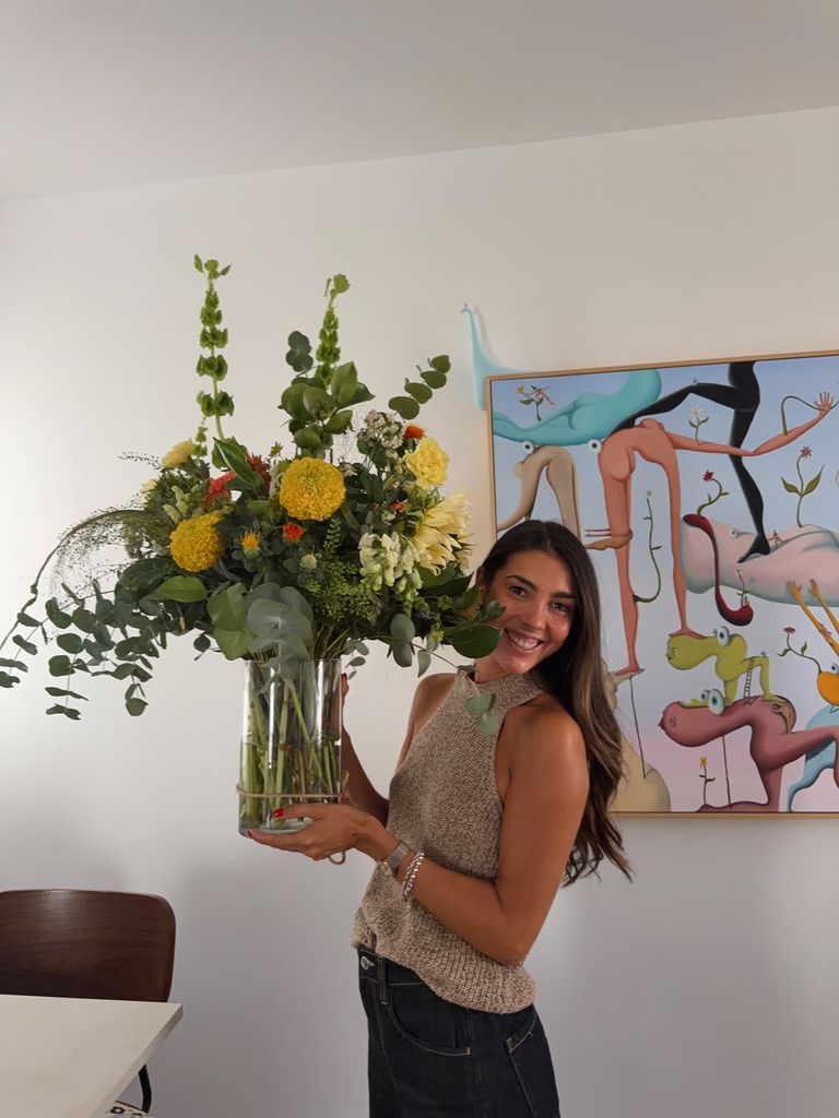 Entre flores y amigas así son los últimos días antes de la boda.