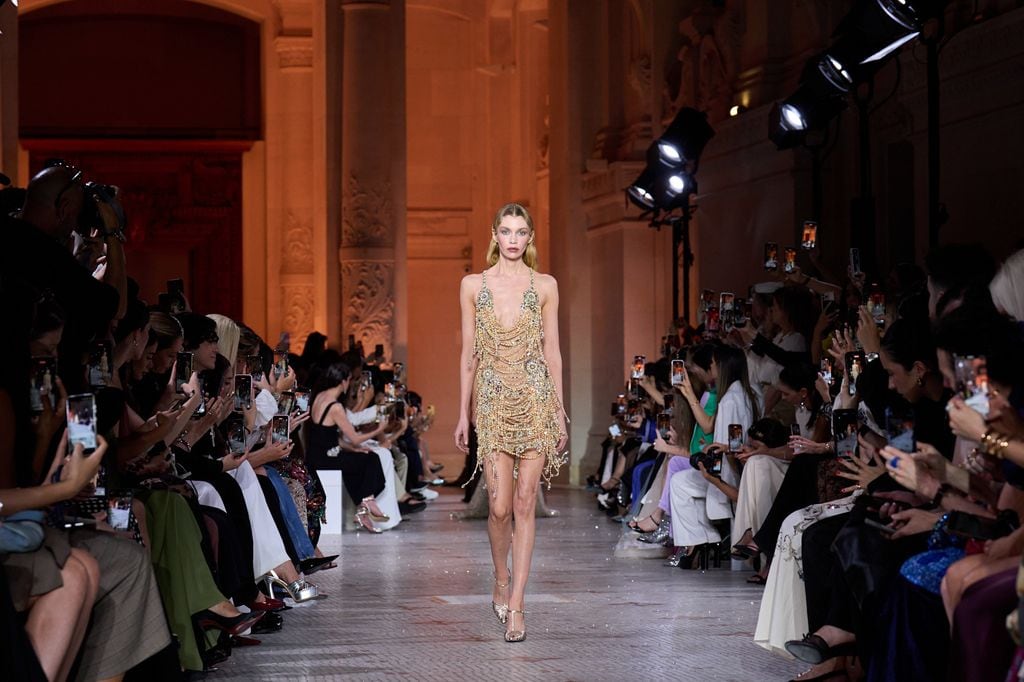 Desfile Zuhair Murad Otoño/Invierno 2025-2026
