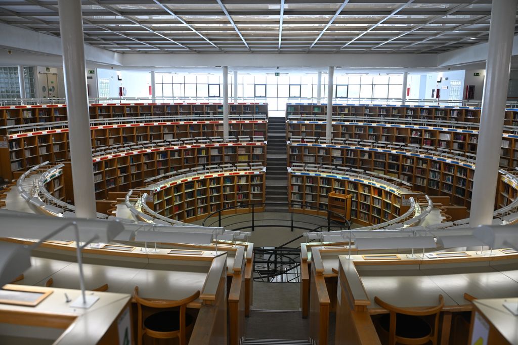 Biblioteca María Moliner de la Facultad de Ciencias Sociales y Jurídicas