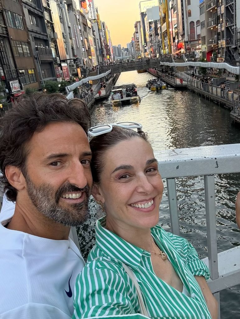Raquel Sánchez Silva y su pareja, el productor Matías Dumont en sus vacaciones en Japón durante el verano de 2025