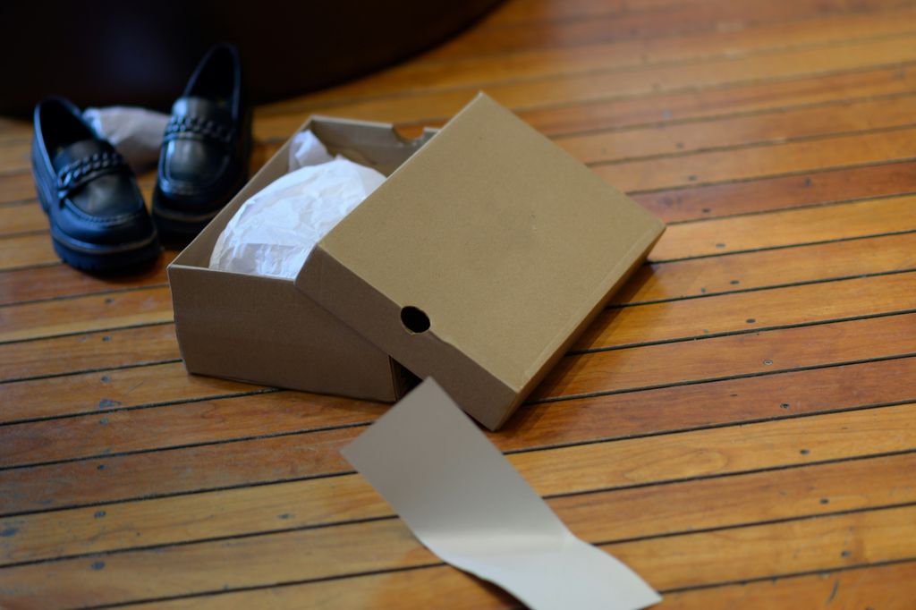 Las cajas de calzado vacías se guardan en casa ocupando espacio innecesariamente