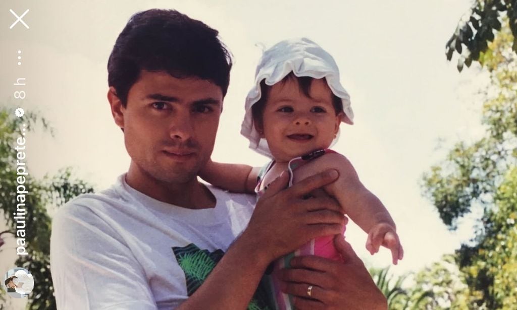 Enrique Peña Nieto y su hija Paulina de pequeña.