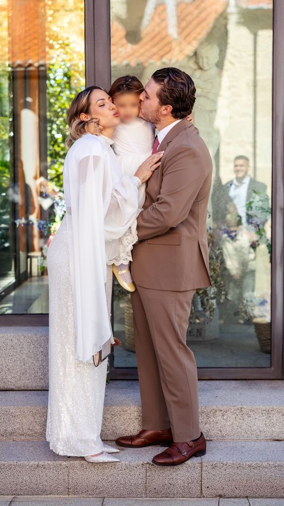 Patricia Steisy y Pablo Pisa en el bautizo de su hija Athenea