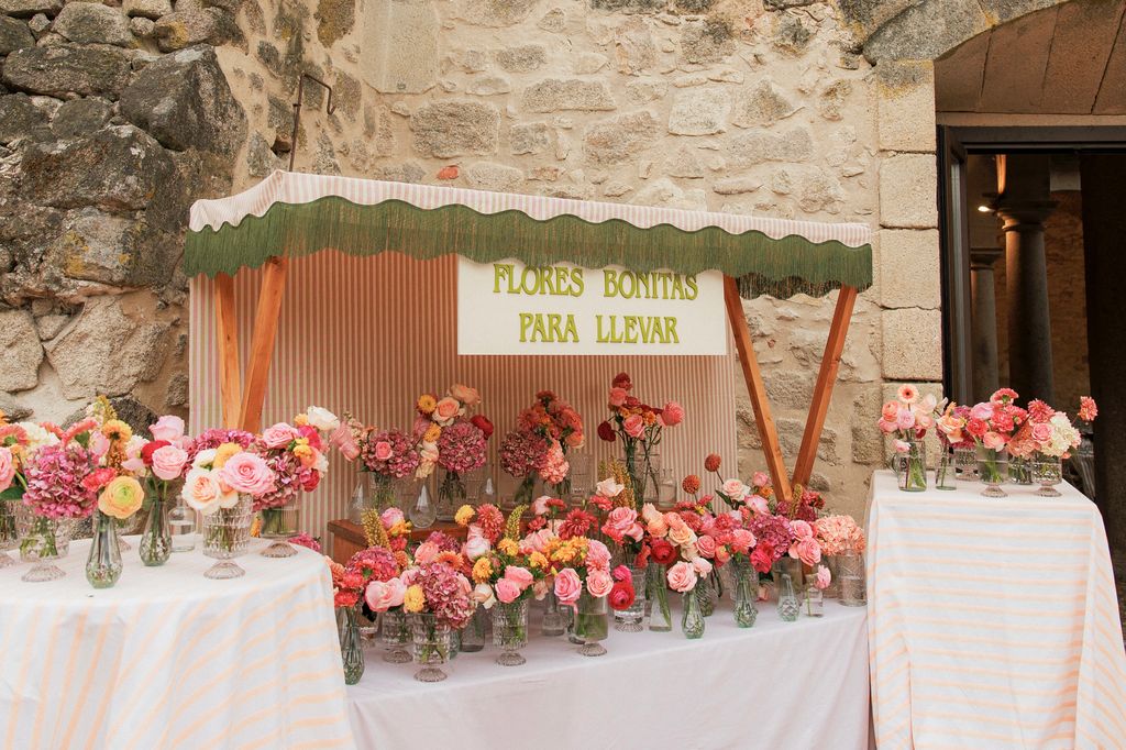Tendencias bodas 2026 flores para llevar
