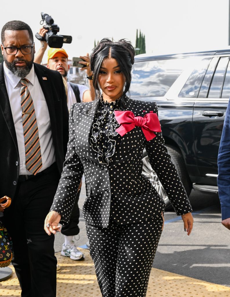El juez absolvió a Cardi B por falta de pruebas. 