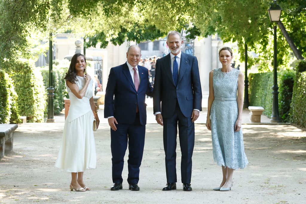 Los Reyes Felipe y Letizia junto a los príncipes de Mónaco