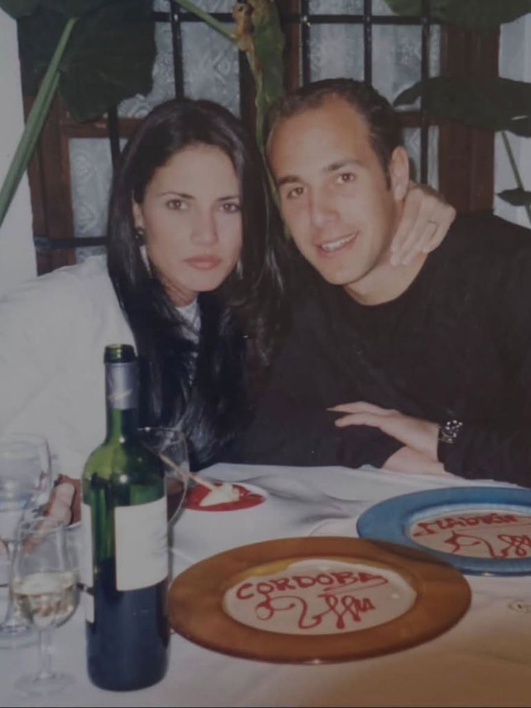 El exfutbolista ha abierto el álbum de momentos con su esposa
