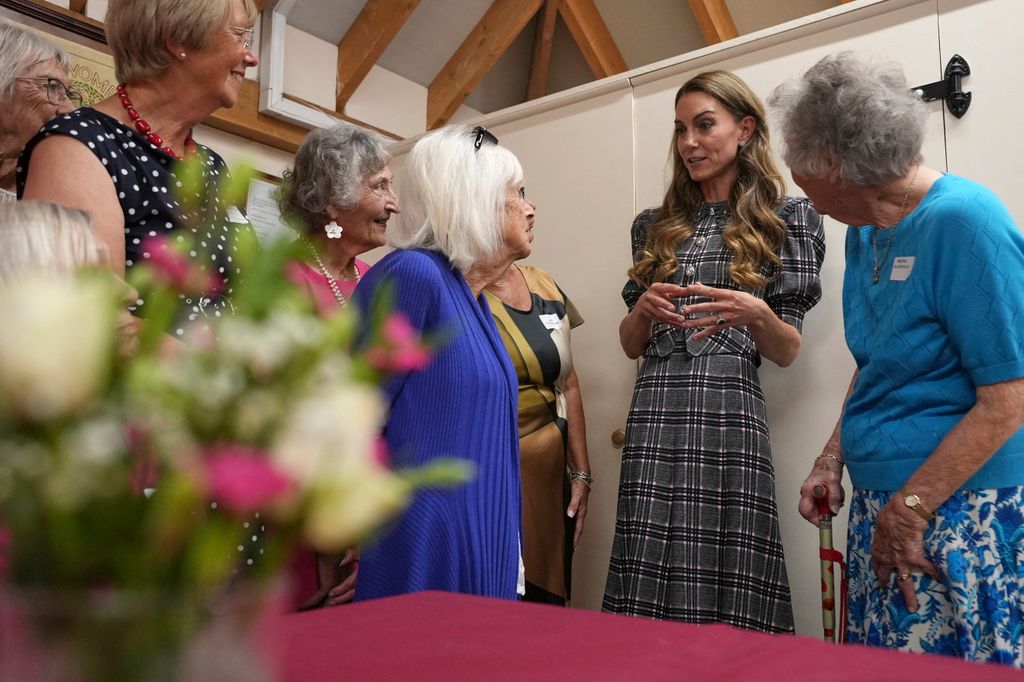 Kate habló con miembros del capítulo de Sunningdale del WI      