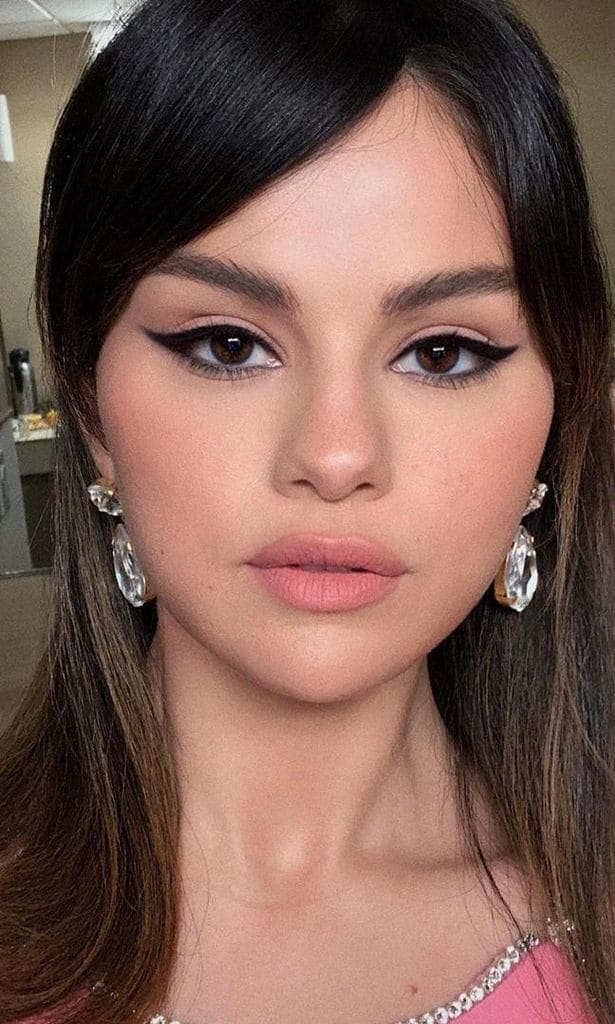 Selena Gomez suele apostar por una mirada felina