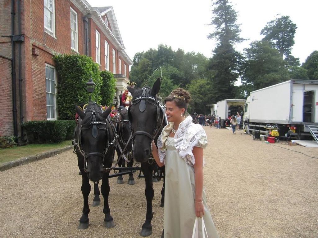 Ambientada en el Londres de 1815 y llena de secretos, bailes y escándalos, Los Bridgerton se ha convertido en una de las series más exitosas de Netflix