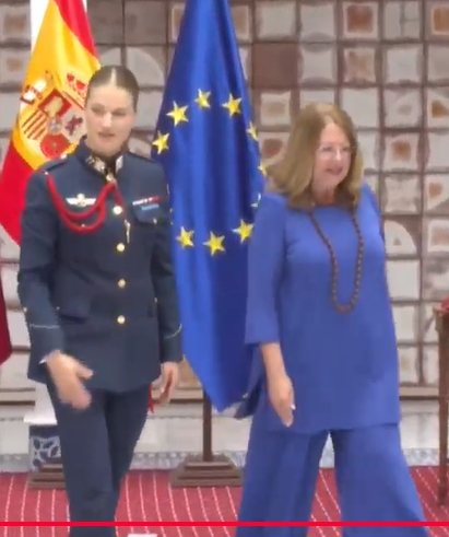 La princesa Leonor en el acto de la entrega de medallas 