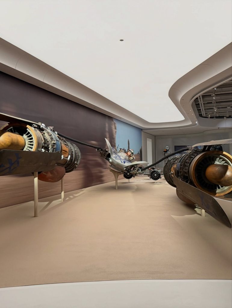Hamilton comparte una foto de su misita al Museo de George Lucas de Los Ángeles