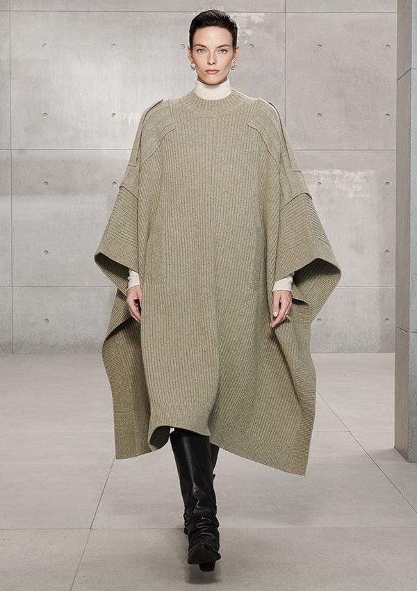 look-poncho