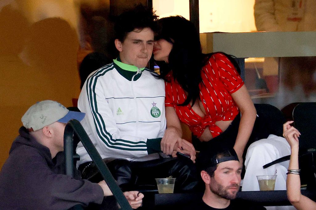 Kylie Jenner y Timothée Chalamet son captados en un romántico momentos en público