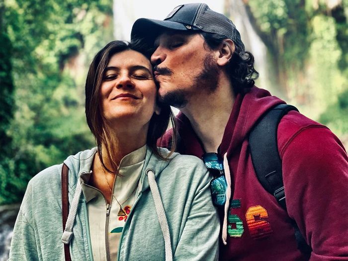 Sergio Peris-Mencheta con su mujer, la actriz Marta Solaz