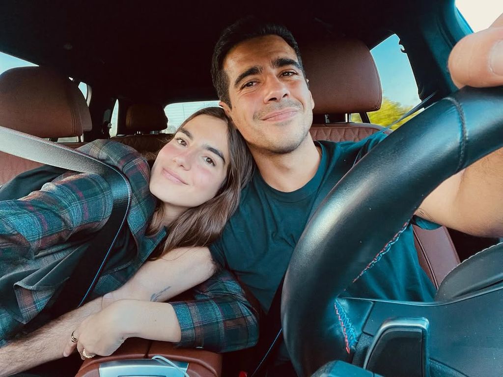 Blanca Llandres y su pareja