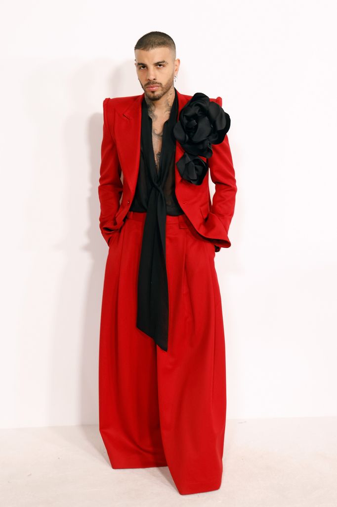 Rauw Alejandro rinde tributo a la riqueza cultural de su natal Puerto Rico