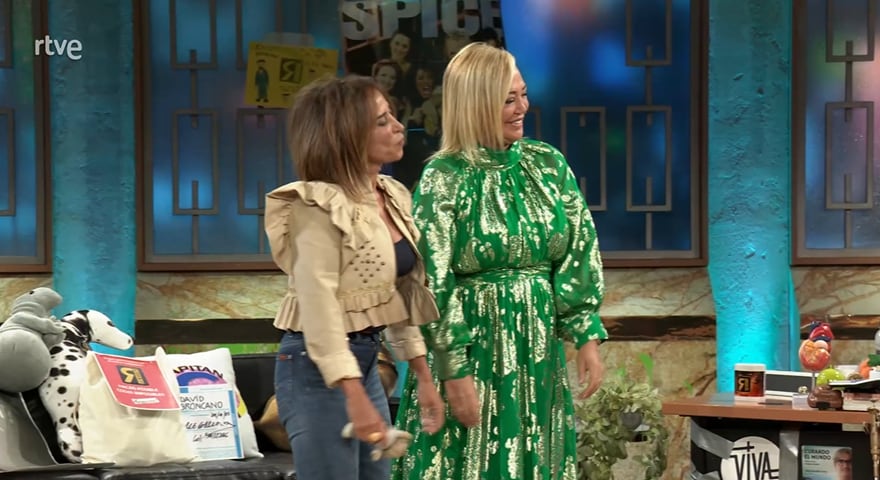 María Patiño y Belén Esteban visitan La Revuelta