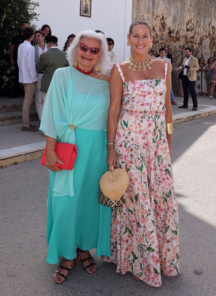 Boda de Claudia Ula hija de Raquel Revuelta en Zahara de los Atunes Cadiz