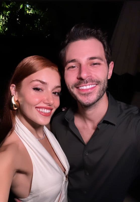 Hande Erçel está feliz junto a su pareja Hakan Sabanci 
