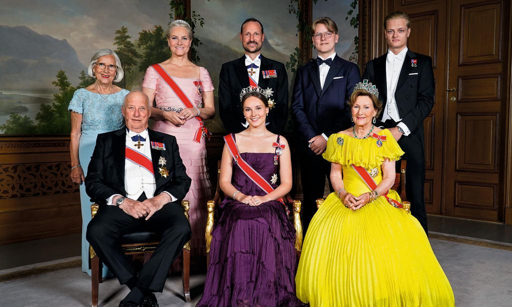 HO4065 Ingrid Alexandra de Noruega