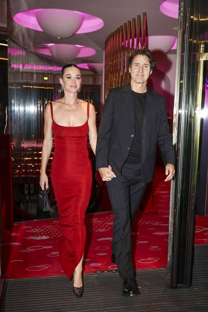 Katy Perry y el ex primer ministro canadiense Justin Trudeau hicieron una entrada llena de glamour en el icónico Crazy Horse de París, el pasado 25 de octubre.