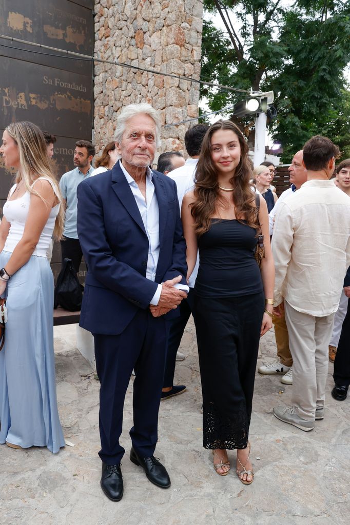 Michael Douglas y su hija Carys 
