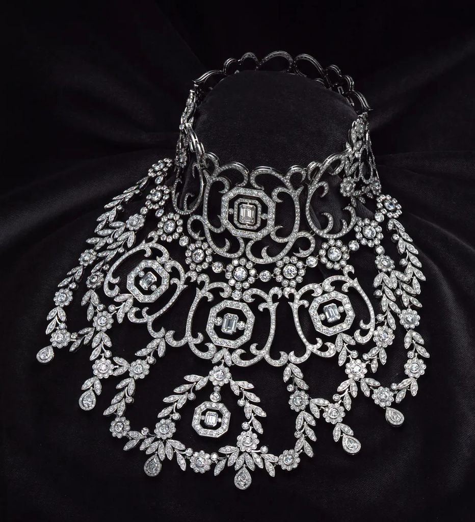 El collar de Nicole Kidman como 'Satine' en Moulin Rouge.