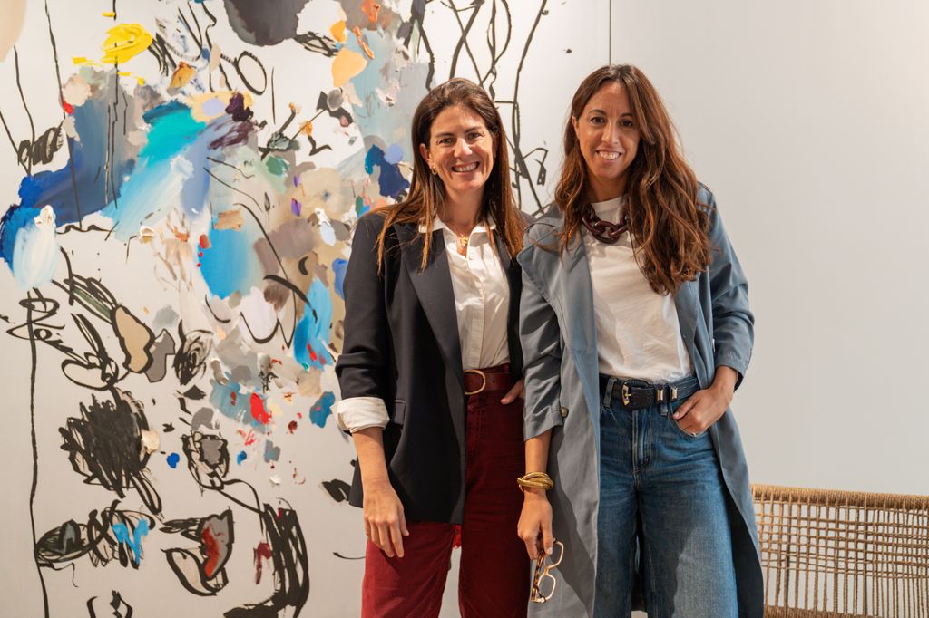 Pia Capdevila, directora creativa, y la fundadora de AMT Comunicación, Patricia Pérez Romera, creadoras de Ecléctica