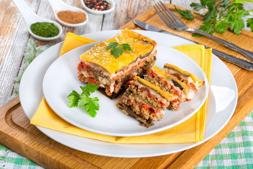 Musaka, Cocina Griega